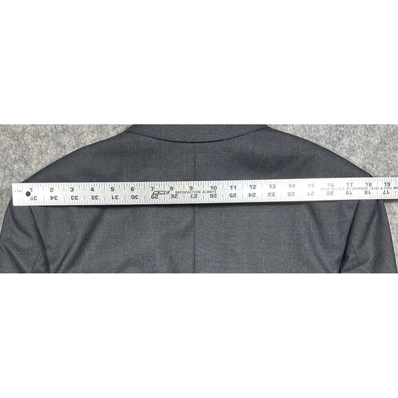 J. Crew Ludlow Blazer Men’s 38S Gray Loro Piana 100% Wool Two Button Coat READ - Picture 11 of 15